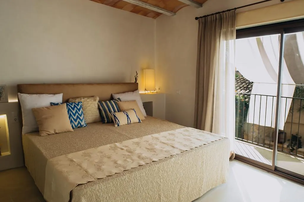 Can Solaies Sant Llorenc Des Cardassar Bed & Breakfast